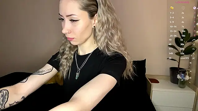 sun under skyy online show from February 20, 2:10 am