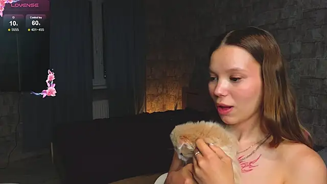Cara Sweet1 online show from May 28, 6:39 pm