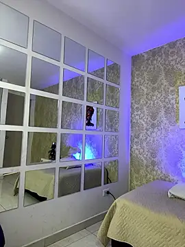 redviper18 online show from January 5, 5:27 pm