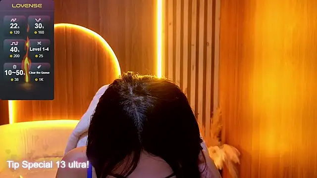 Andrea Tx online show from February 12, 3:47 pm