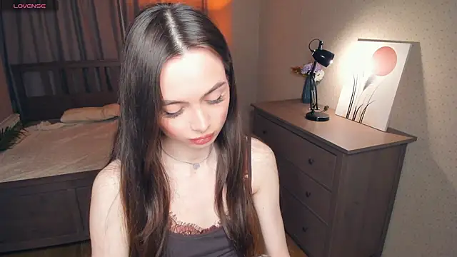 YvonneRobes online show from March 13, 7:37 pm