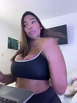 channelportman online show from December 18, 12:48 am