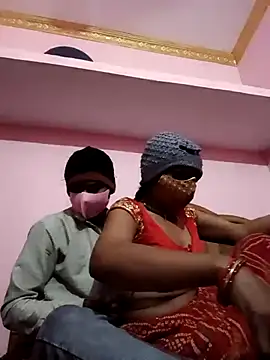 Cutiepie78 online show from January 7, 3:15 pm