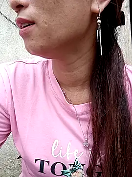 ngaytho004 online show from April 18, 7:55 am