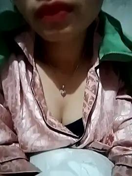 honey-kis online show from January 5, 8:23 pm