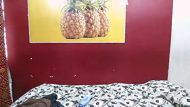 Lovelycouple25 online show from May 1, 5:54 am