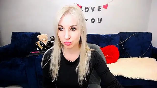 Hanna--Sweet online show from April 7, 5:59 pm