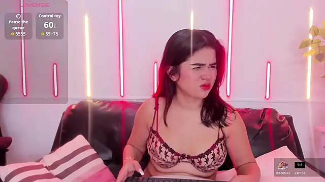 antonellarousee online show from January 13, 11:47 am