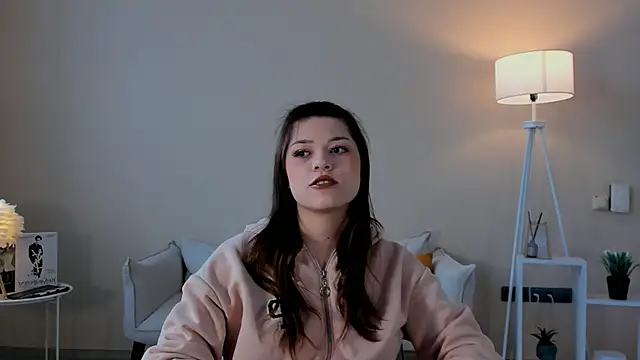 CharlotteGalvani online show from January 12, 7:46 am