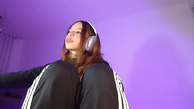 alina lee online show from May 25, 2:32 am