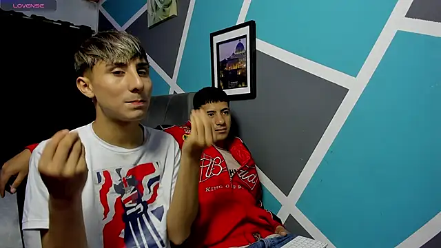 alex stivenn online show from April 17, 4:03 am