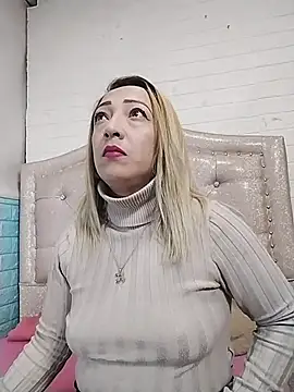 DanaMontana online show from January 6, 11:36 am