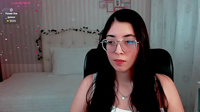 emmalove doll online show from March 22, 12:27 am