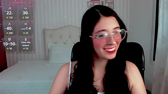 emmalove doll online show from March 31, 12:10 am