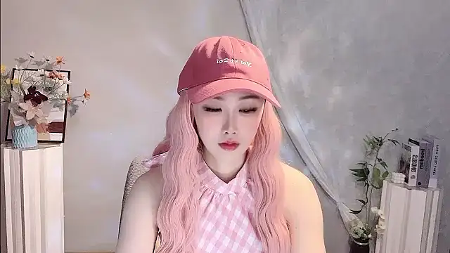 Pinkgirl520 online show from April 29, 3:21 am