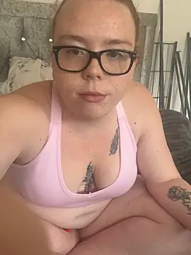 AnnieAinsx online show from May 15, 1:03 pm