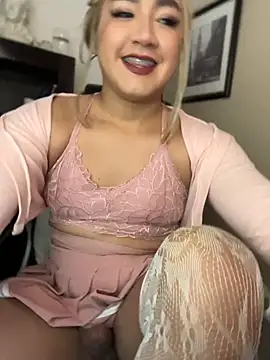 TaylorSweetI online show from July 18, 10:18 am