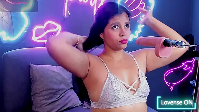 Almaablack online show from February 4, 4:10 pm