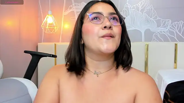 beautifulgirl4u  online show from May 21, 1:58 am