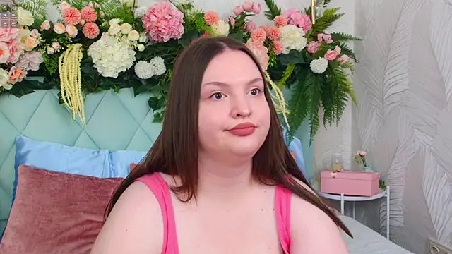 StelaHilton online show from January 10, 5:50 pm