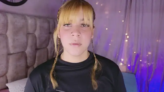 NanyMatrioska online show from July 8, 1:13 pm