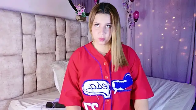 NanyMatrioska online show from May 22, 9:24 pm