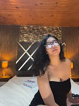 Amy channel online show from May 7, 1:04 pm