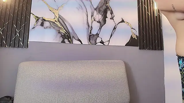 VIOLETA PARKKER online show from December 19, 8:34 pm