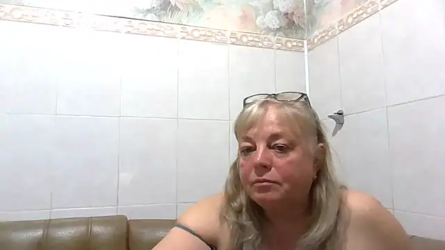 LinaLight88 online show from May 17, 9:36 pm