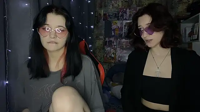 Absent Fairy online show from May 7, 6:00 pm