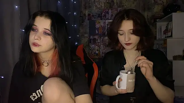Absent Fairy online show from May 17, 5:56 pm