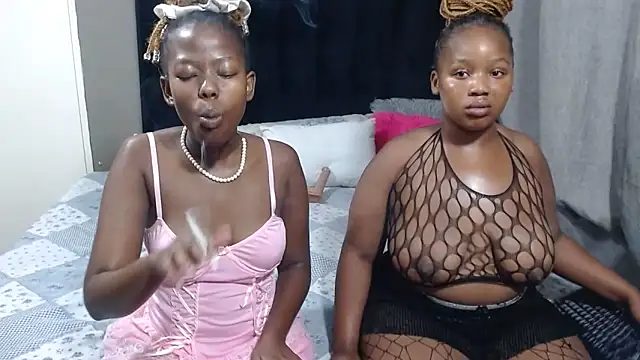 THICKBARBIE32 online show from April 5, 7:46 pm