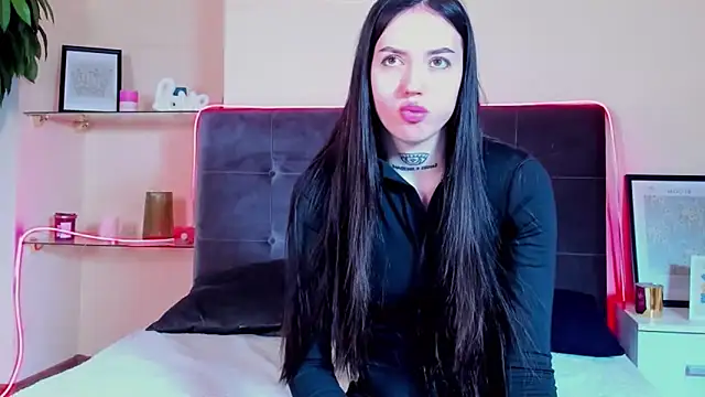 AdrianaCult online show from February 13, 6:26 am