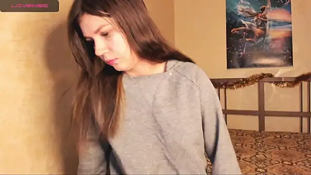 WeliosCouple online show from May 9, 10:17 am