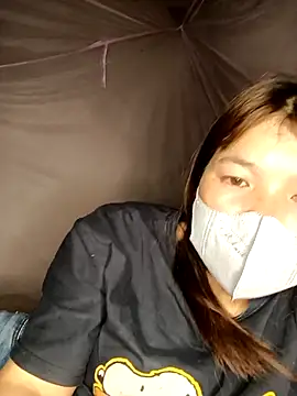 May-Ne online show from April 5, 4:06 pm