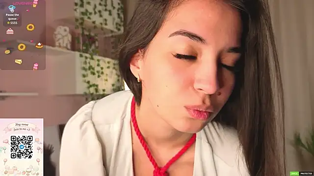 EmmyNoel online show from February 24, 7:12 pm