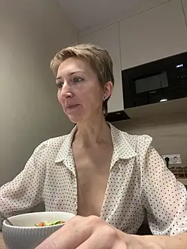 Sensual Flower online show from February 2, 7:40 am