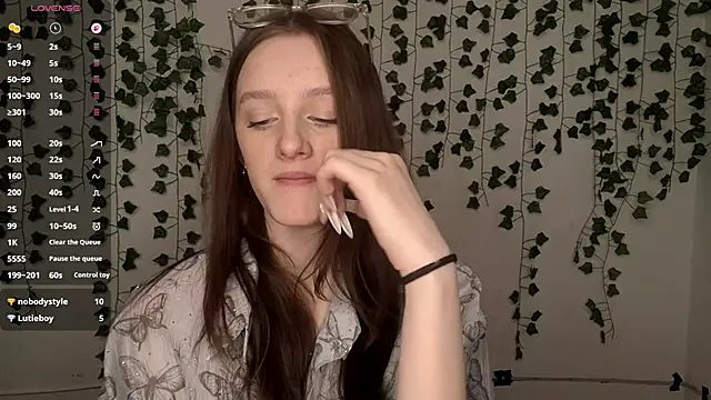 LisaBoddy online show from February 26, 3:11 pm