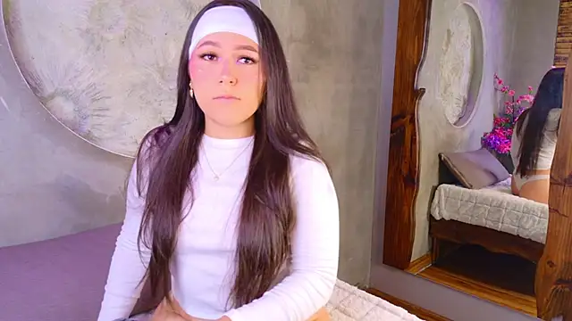 Sarah greyy online show from May 15, 10:07 am