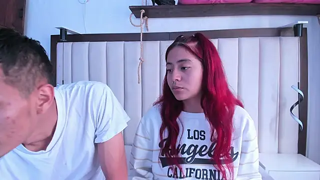 Ela Sammy online show from April 6, 7:04 pm