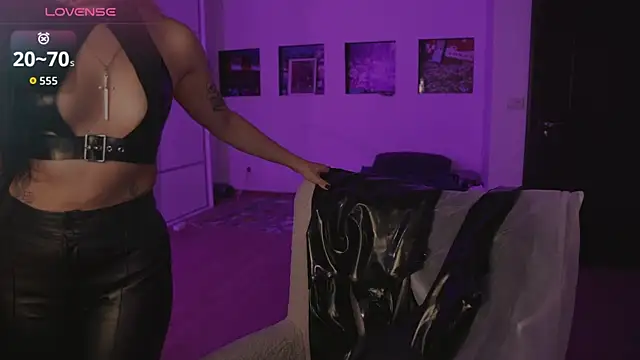 Dominatrix Alice online show from April 5, 12:53 am