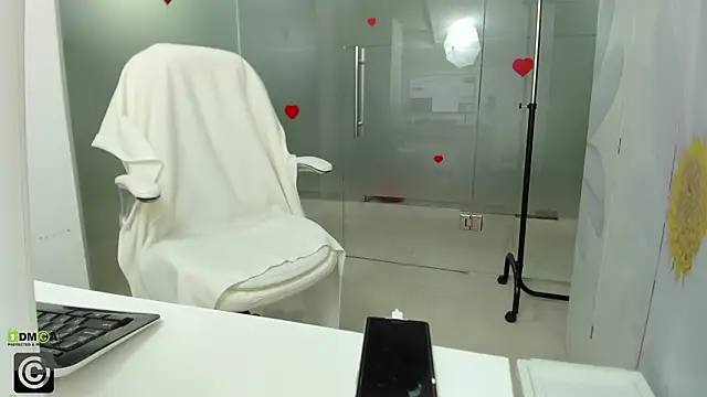 missdominna online show from March 9, 4:15 am