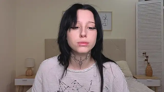 Sn0w  queen online show from January 10, 8:08 am