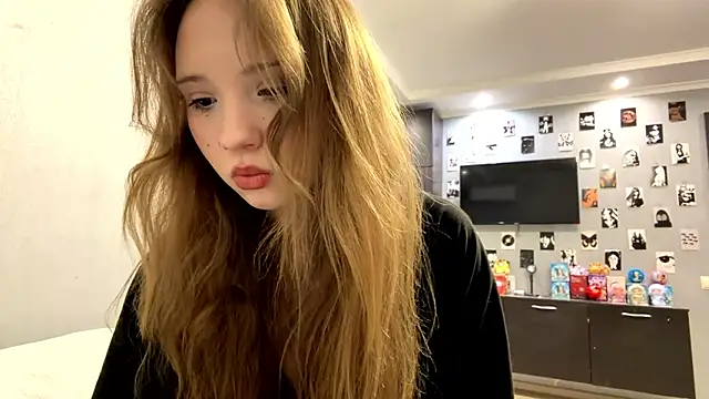 Princessofcashe online show from March 11, 7:05 pm