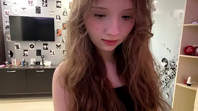 Princessofcashe online show from April 8, 3:14 pm