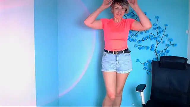 Lana Foxyy online show from May 19, 11:39 am