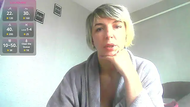 Lana Foxyy online show from March 30, 9:20 am