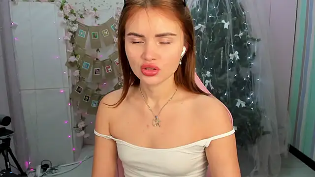 Im Ann online show from December 20, 4:11 pm