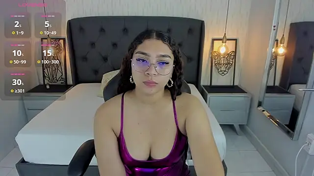 angelinemore online show from March 31, 7:47 pm