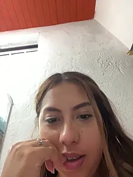 Emily joee  online show from December 21, 3:44 am